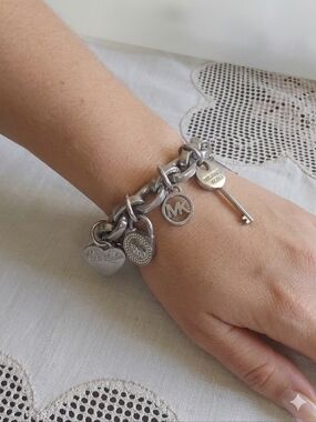 Michael Kors Silver Tone Pave White Crystal Charm Bracelet 8" Long